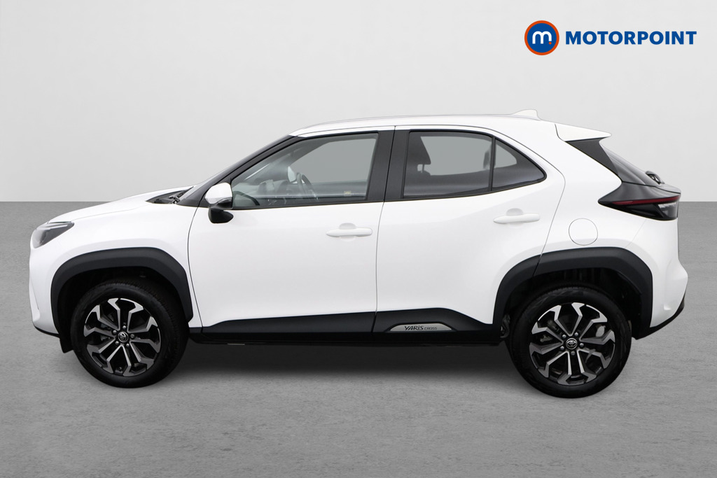 Toyota Yaris Cross Design Automatic Petrol-Electric Hybrid Estate - Stock Number (1558128) - Passenger side