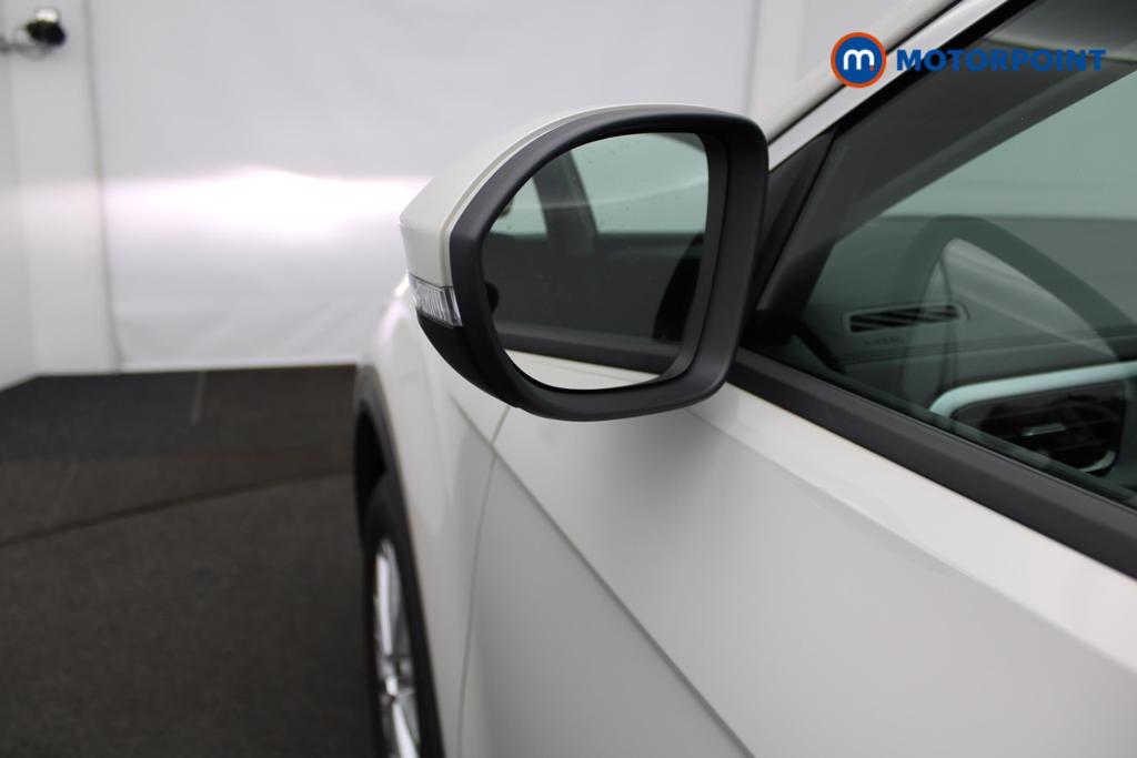 Volkswagen T-Roc Life Automatic Petrol SUV - Stock Number (1558155) - 29th supplementary image