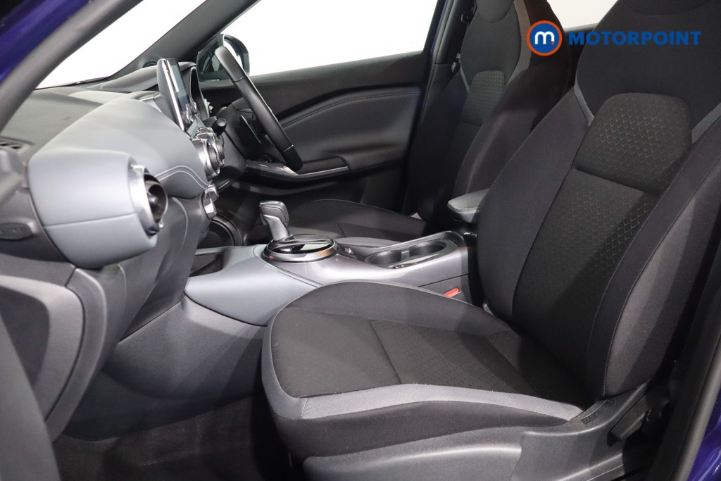 Nissan Juke N-Connecta Automatic Petrol SUV - Stock Number (1558157) - 4th supplementary image