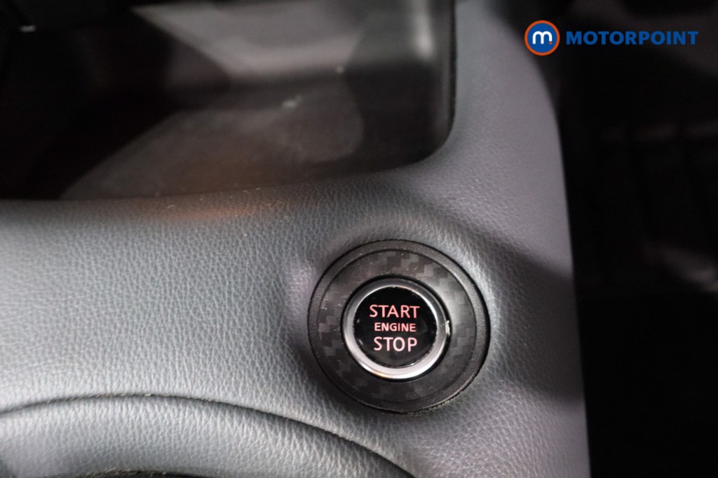Nissan Juke N-Connecta Automatic Petrol SUV - Stock Number (1558157) - 13th supplementary image