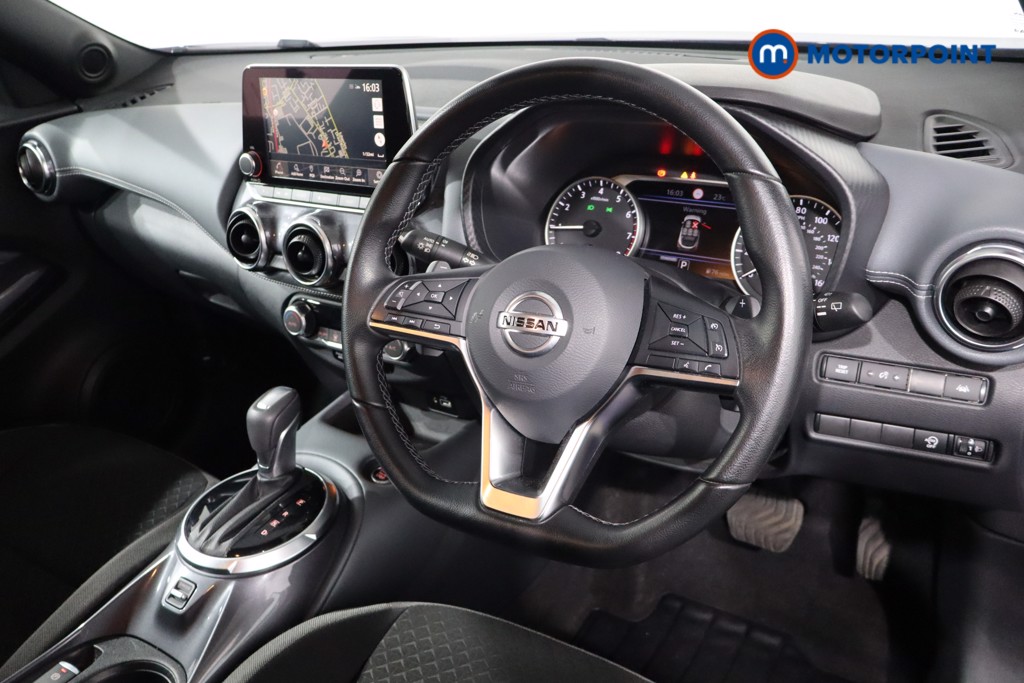 Nissan Juke N-Connecta Automatic Petrol SUV - Stock Number (1558157) - 19th supplementary image