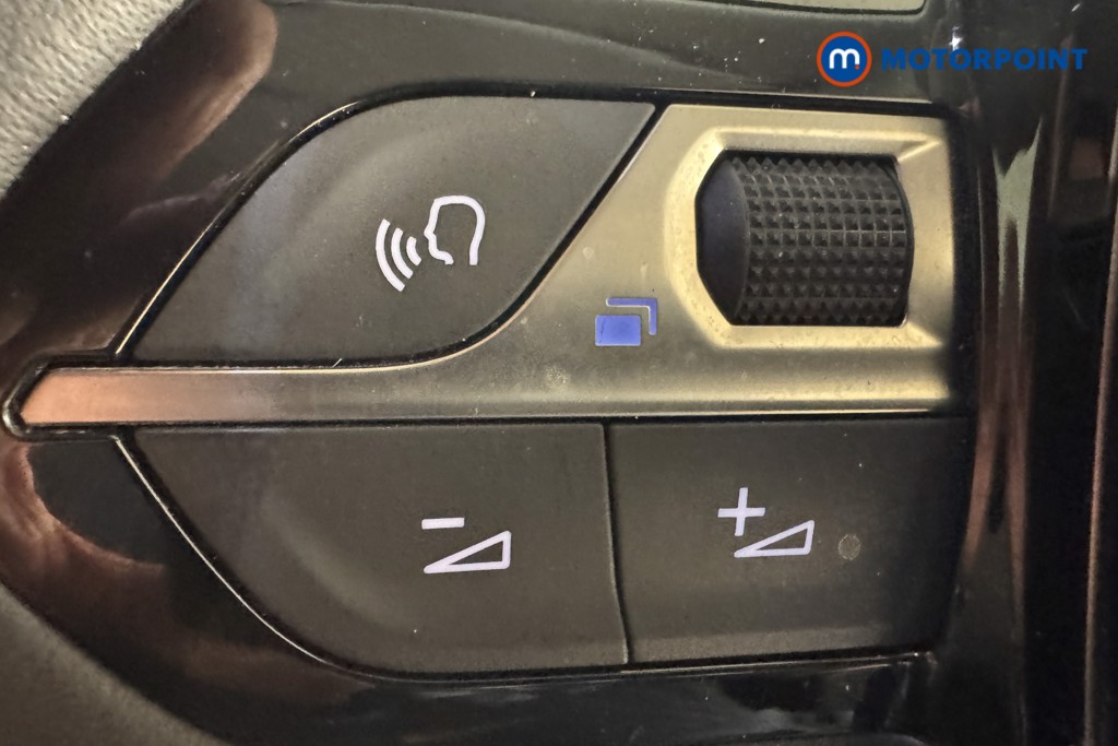 Peugeot 2008 Allure Premium-Plus Automatic Electric SUV - Stock Number (1558268) - 13th supplementary image