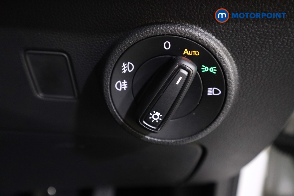Seat Ateca Xperience Manual Petrol SUV - Stock Number (1558585) - 9th supplementary image