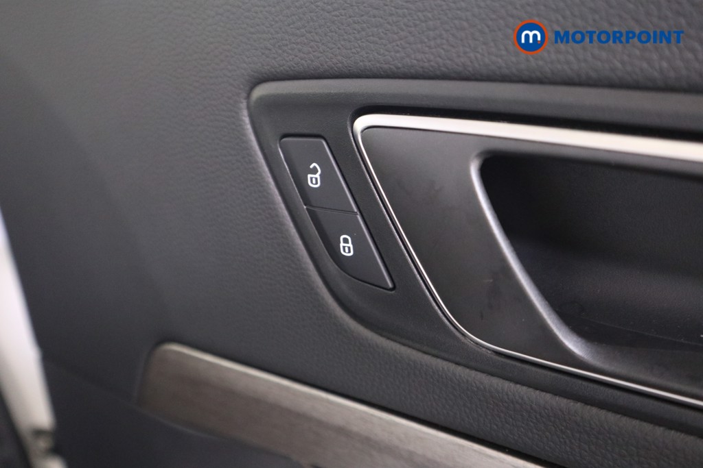 Seat Ateca Xperience Manual Petrol SUV - Stock Number (1558585) - 10th supplementary image