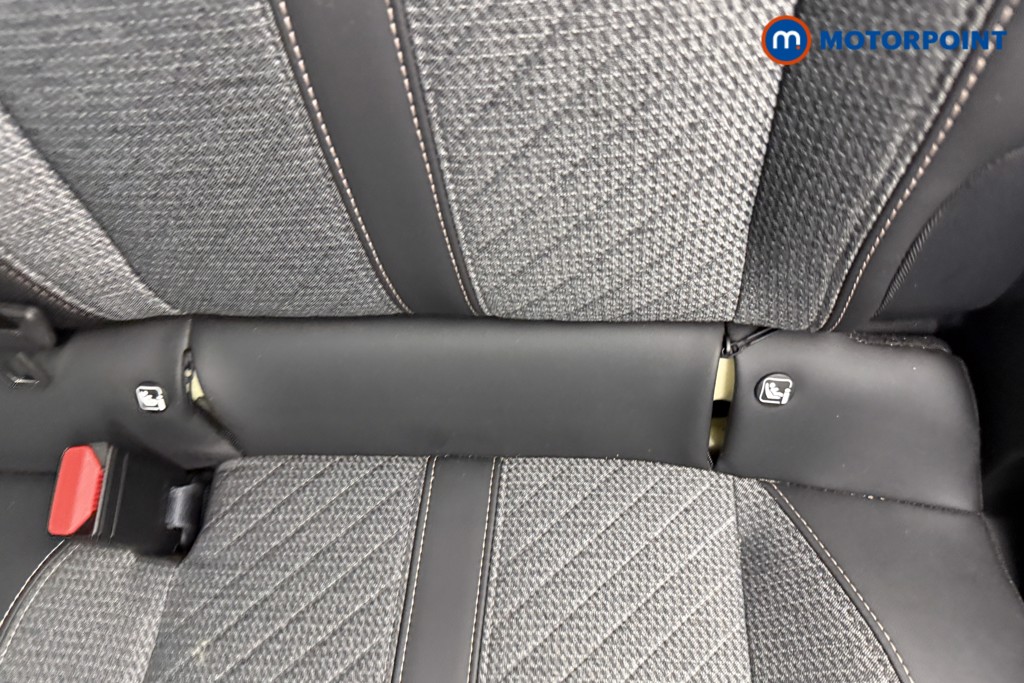 Peugeot 2008 Allure Manual Petrol SUV - Stock Number (1558665) - 21st supplementary image