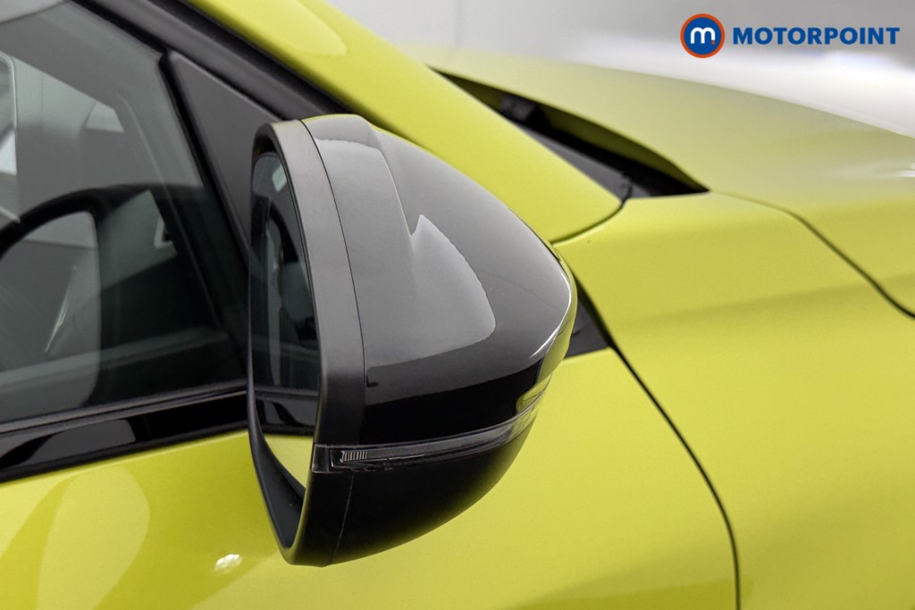 Peugeot 208 GT Automatic Petrol-Electric Hybrid Hatchback - Stock Number (1558670) - 17th supplementary image