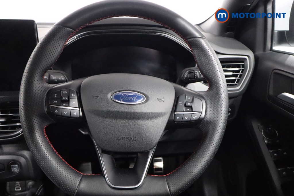 Ford Focus St-Line Vignale Manual Petrol-Electric Hybrid Hatchback - Stock Number (1558911) - 6th supplementary image