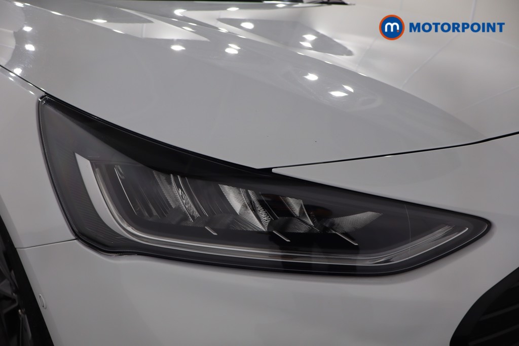 Ford Focus St-Line Vignale Manual Petrol-Electric Hybrid Hatchback - Stock Number (1558911) - 24th supplementary image