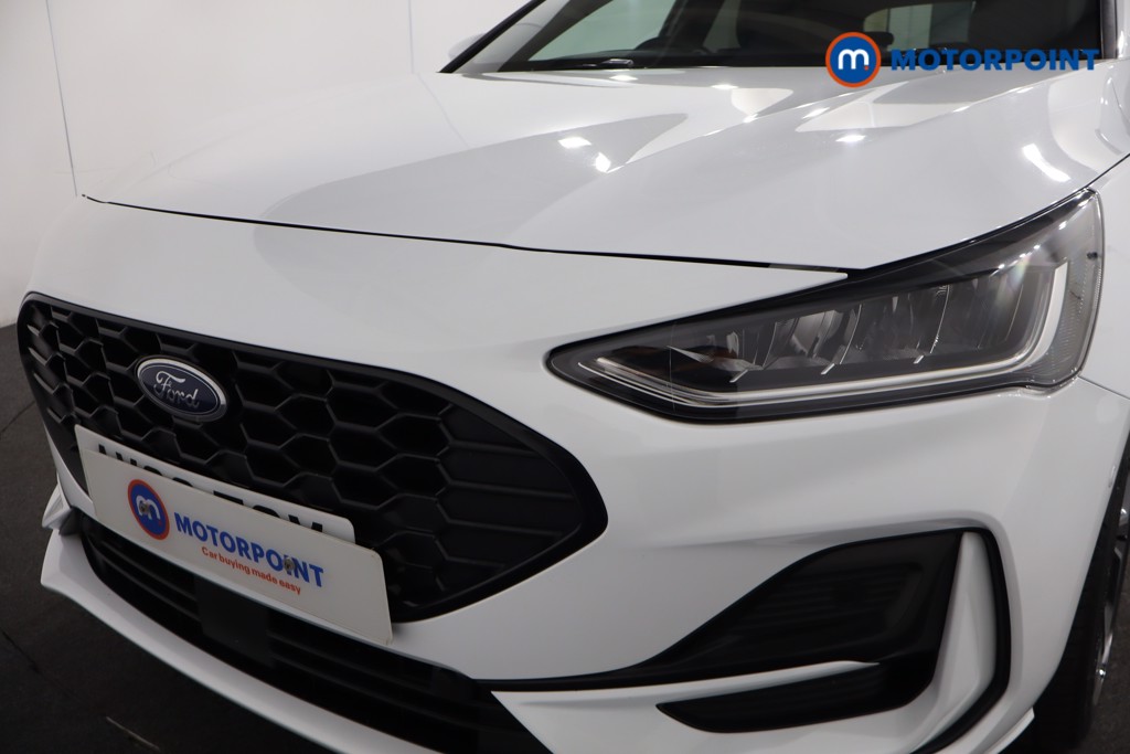 Ford Focus St-Line Vignale Manual Petrol-Electric Hybrid Hatchback - Stock Number (1558911) - 26th supplementary image