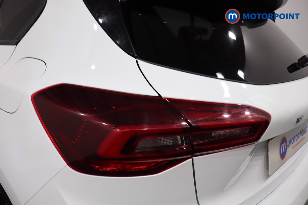 Ford Focus St-Line Vignale Manual Petrol-Electric Hybrid Hatchback - Stock Number (1558911) - 29th supplementary image