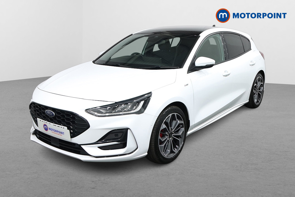 Ford Focus St-Line Vignale Manual Petrol-Electric Hybrid Hatchback - Stock Number (1558911) - Passenger side front corner