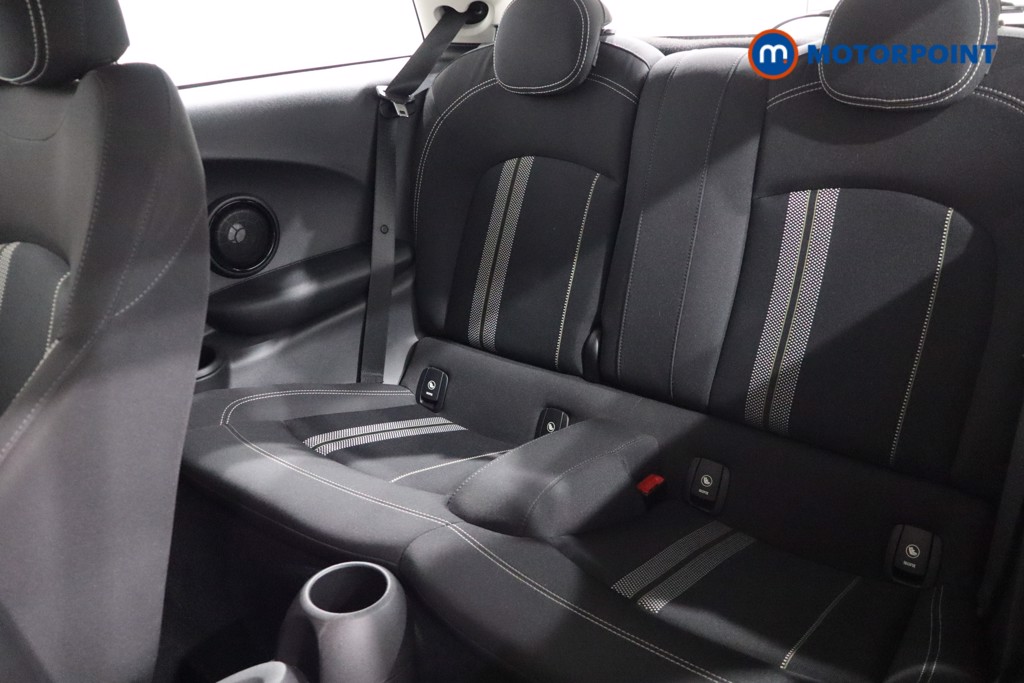 Mini Hatchback Cooper S Manual Petrol Hatchback - Stock Number (1559142) - 5th supplementary image