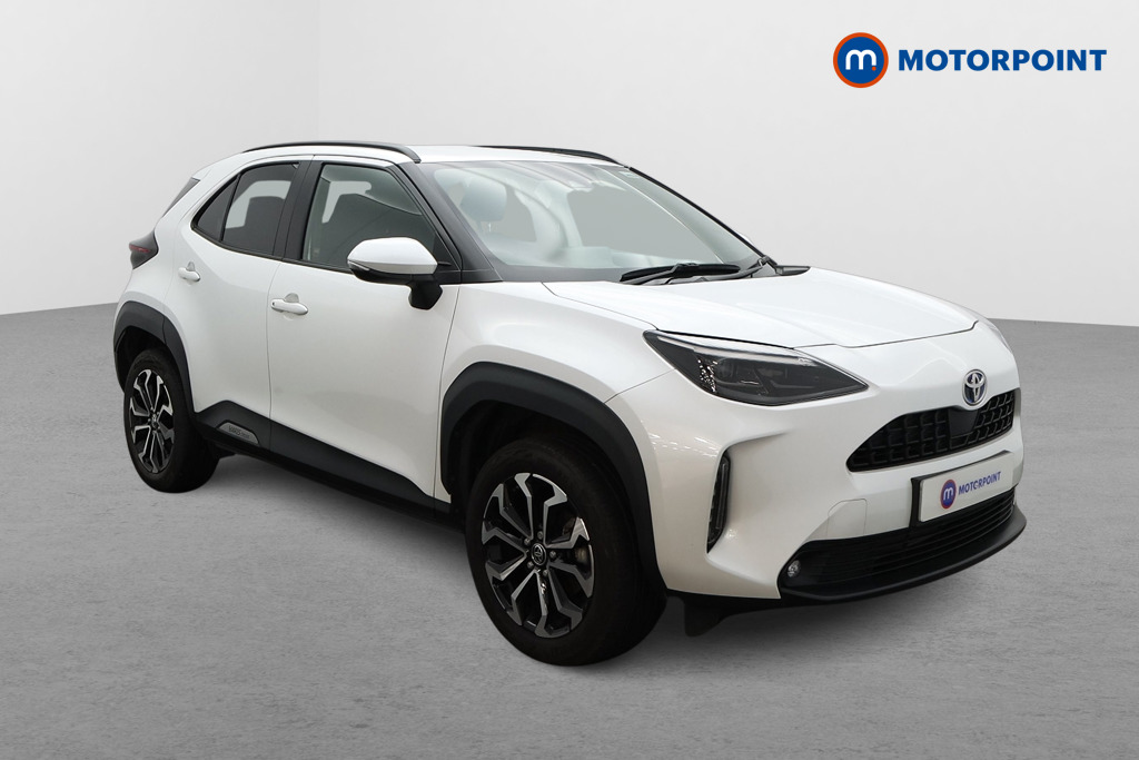 Toyota Yaris Cross Design Automatic Petrol-Electric Hybrid Estate - Stock Number (1541952) - Drivers side front corner