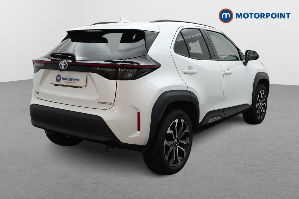 Toyota Yaris Cross Design Automatic Petrol-Electric Hybrid Estate - Stock Number (1541952) - Drivers side rear corner