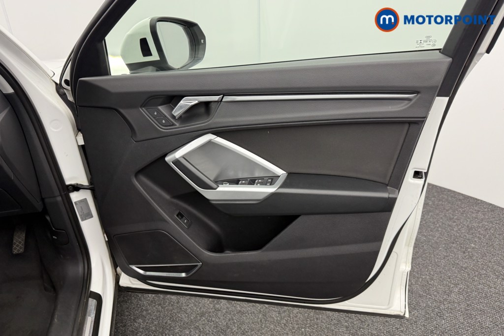 Audi Q3 Sport Manual Petrol SUV - Stock Number (1543475) - 18th supplementary image
