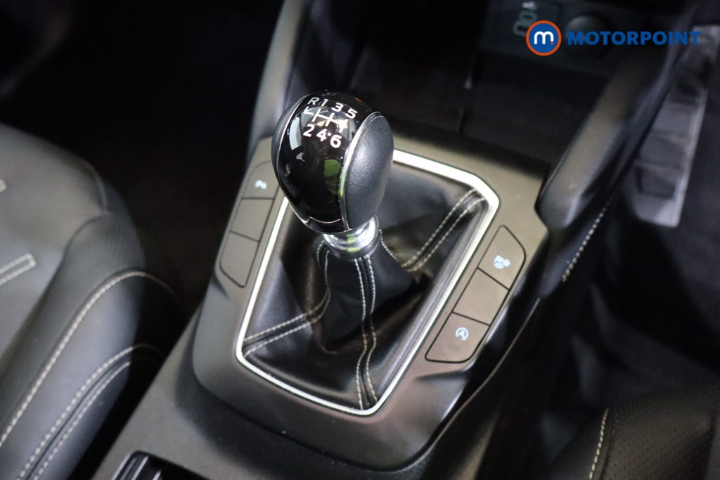 Ford Kuga Vignale Manual Diesel-Electric Hybrid SUV - Stock Number (1543786) - 9th supplementary image