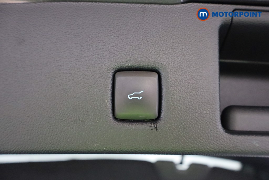 Ford Kuga Vignale Manual Diesel-Electric Hybrid SUV - Stock Number (1543786) - 24th supplementary image