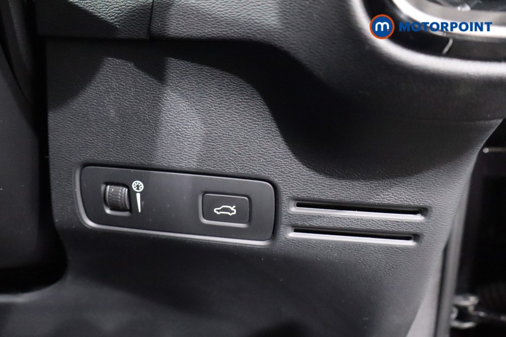 Volvo Xc40 Inscription Pro Manual Petrol SUV - Stock Number (1545503) - 17th supplementary image