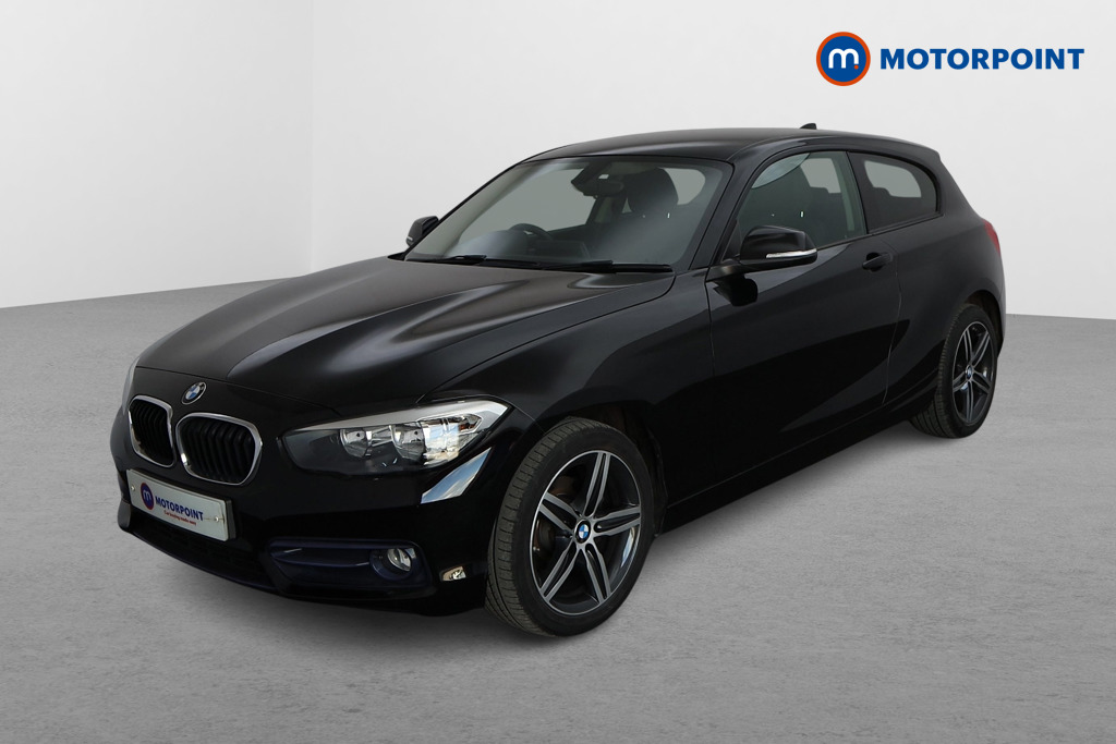 BMW 1 Series Sport Automatic Petrol Hatchback - Stock Number (1545952) - Passenger side front corner