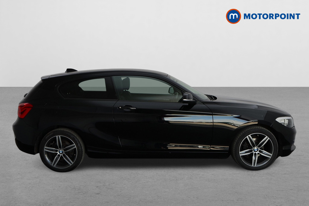 BMW 1 Series Sport Automatic Petrol Hatchback - Stock Number (1545952) - Drivers side