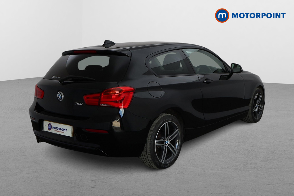 BMW 1 Series Sport Automatic Petrol Hatchback - Stock Number (1545952) - Drivers side rear corner