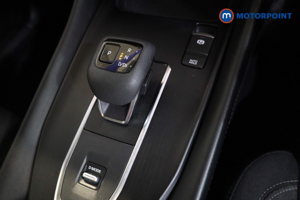 Nissan Qashqai N-Connecta Automatic Petrol SUV - Stock Number (1549281) - 8th supplementary image