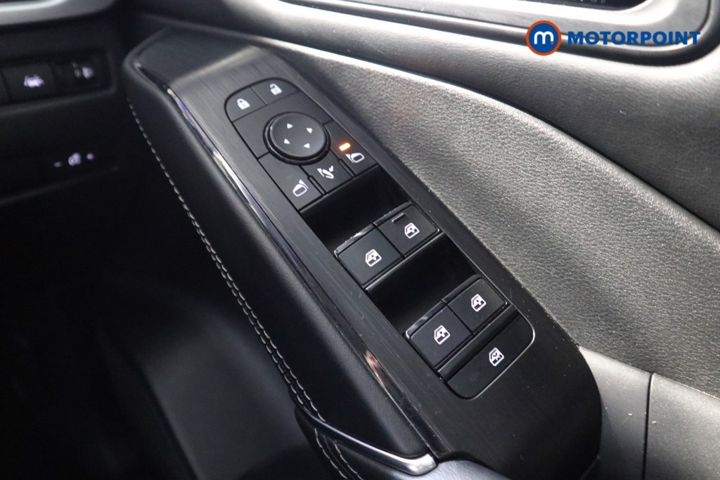 Nissan Qashqai N-Connecta Automatic Petrol SUV - Stock Number (1549281) - 9th supplementary image