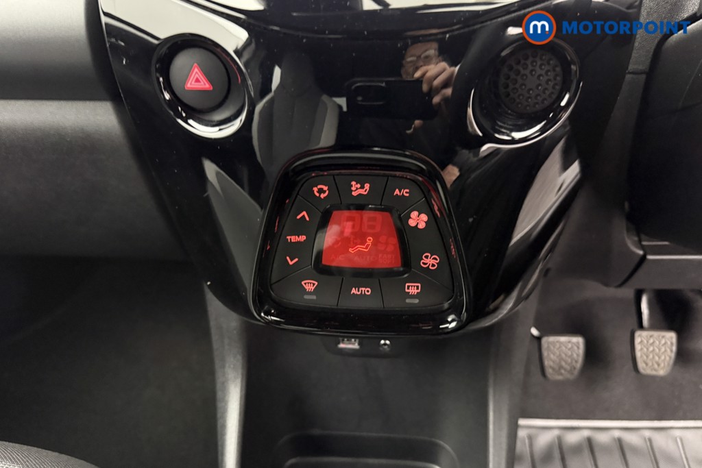 Toyota Aygo X-Trend Manual Petrol Hatchback - Stock Number (1550289) - 4th supplementary image