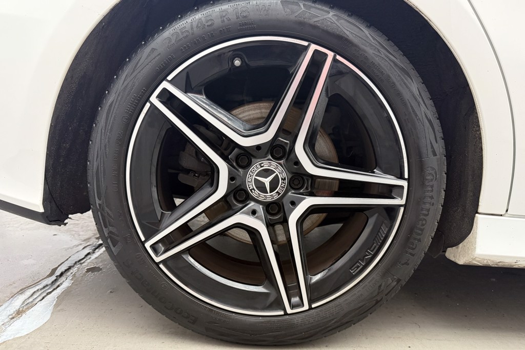 Mercedes-Benz A Class Amg Line Automatic Petrol Saloon - Stock Number (1550575) - 35th supplementary image