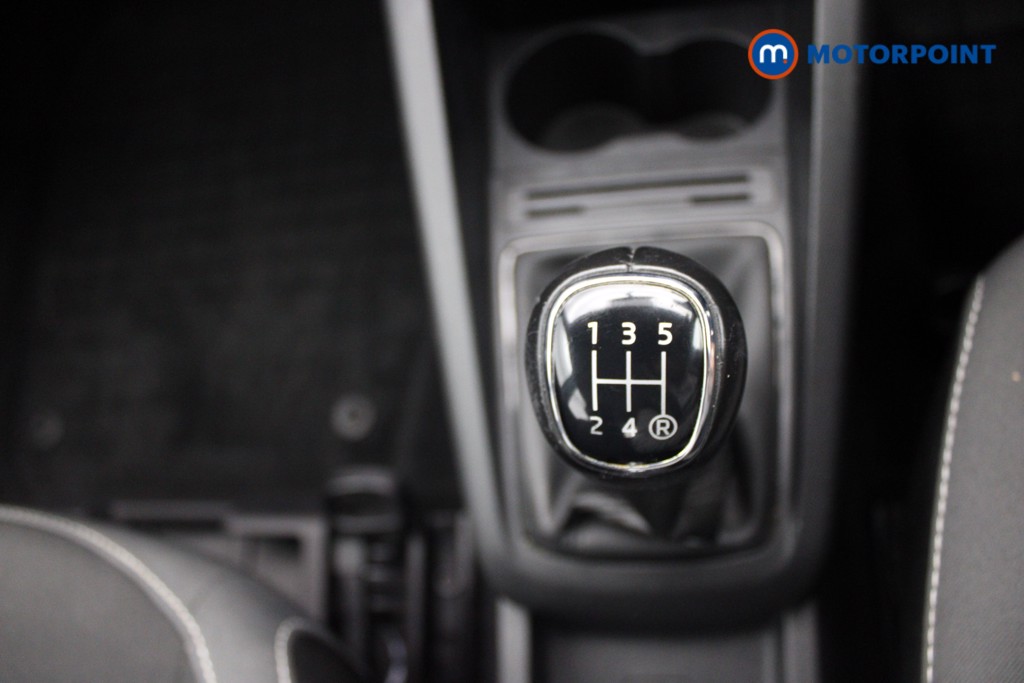 Skoda Fabia Colour Edition Manual Petrol Hatchback - Stock Number (1550899) - 10th supplementary image