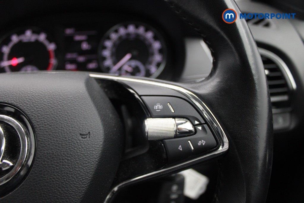 Skoda Fabia Colour Edition Manual Petrol Hatchback - Stock Number (1550899) - 12th supplementary image