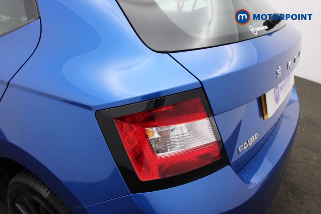 Skoda Fabia Colour Edition Manual Petrol Hatchback - Stock Number (1550899) - 24th supplementary image