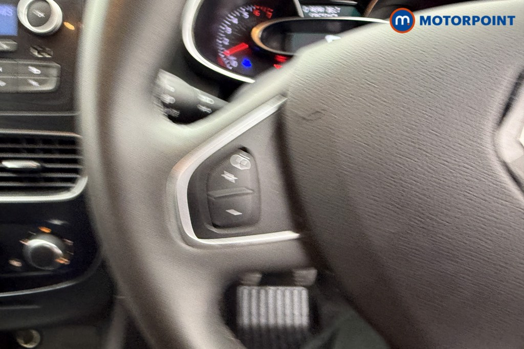 Renault Clio Play Manual Petrol Hatchback - Stock Number (1551882) - 8th supplementary image