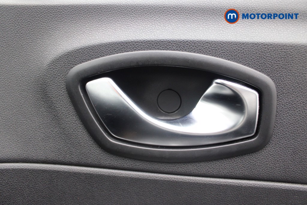 Renault Captur Iconic Manual Petrol SUV - Stock Number (1552533) - 12th supplementary image