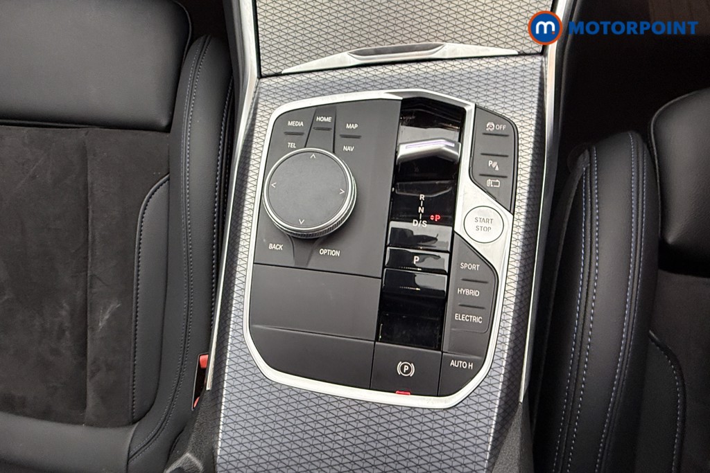 BMW 3 Series M Sport Automatic Petrol Plug-In Hybrid Saloon - Stock Number (1552725) - 11th supplementary image