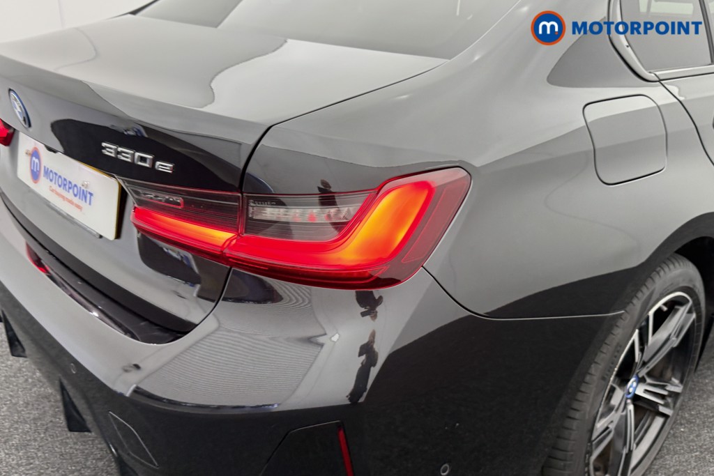 BMW 3 Series M Sport Automatic Petrol Plug-In Hybrid Saloon - Stock Number (1552725) - 25th supplementary image