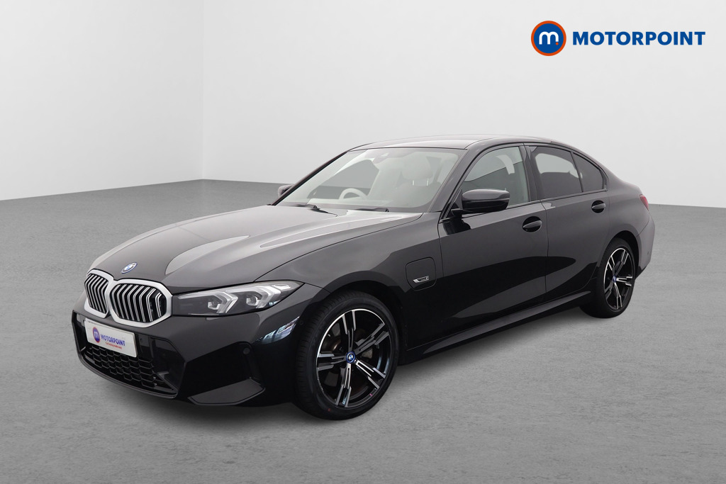 BMW 3 Series M Sport Automatic Petrol Plug-In Hybrid Saloon - Stock Number (1552725) - Passenger side front corner