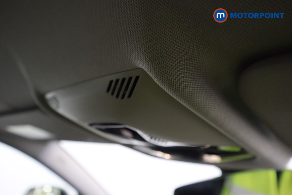 BMW 2 Series Sport Automatic Petrol Saloon - Stock Number (1552815) - 8th supplementary image