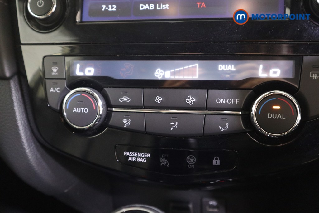 Nissan X-Trail Tekna Automatic Petrol SUV - Stock Number (1553132) - 7th supplementary image