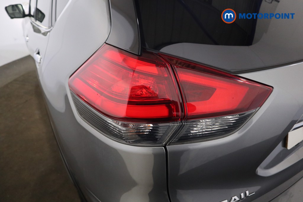 Nissan X-Trail Tekna Automatic Petrol SUV - Stock Number (1553132) - 20th supplementary image