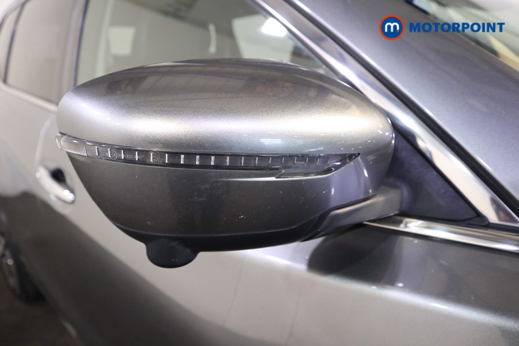 Nissan X-Trail Tekna Automatic Petrol SUV - Stock Number (1553132) - 24th supplementary image
