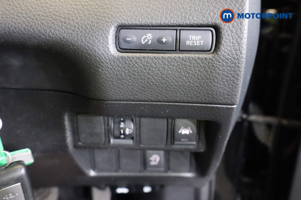 Nissan Qashqai Acenta Premium Manual Petrol SUV - Stock Number (1553555) - 13th supplementary image