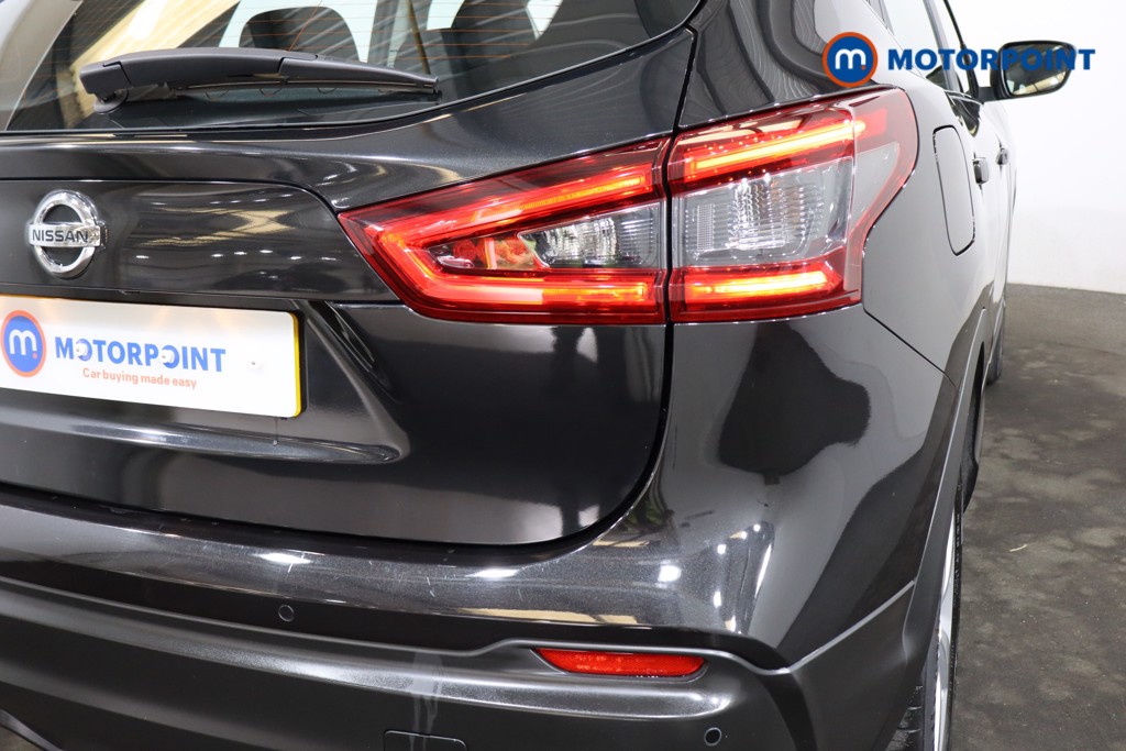 Nissan Qashqai Acenta Premium Manual Petrol SUV - Stock Number (1553555) - 25th supplementary image