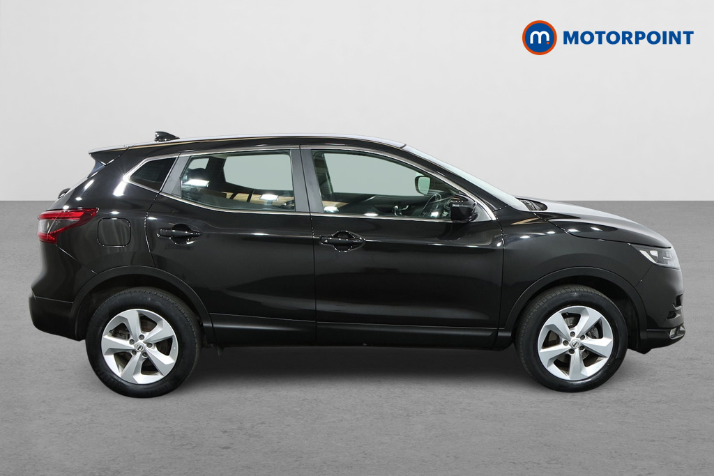 Nissan Qashqai Acenta Premium Manual Petrol SUV - Stock Number (1553555) - Drivers side