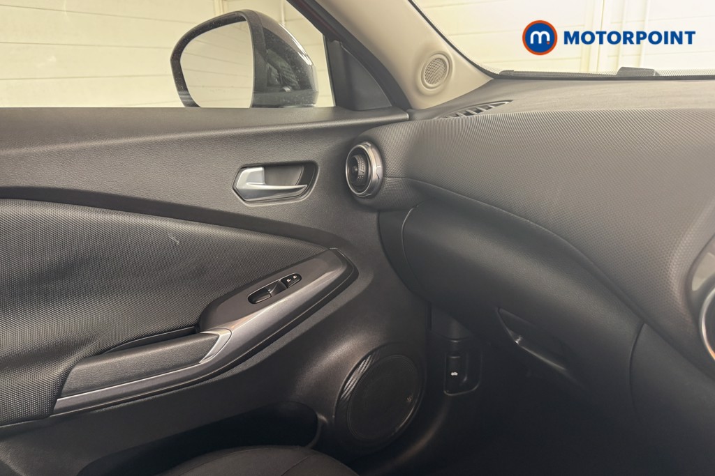 Nissan Juke Acenta Automatic Petrol SUV - Stock Number (1553607) - 12th supplementary image
