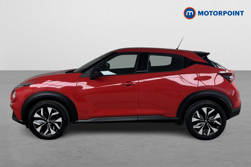 Nissan Juke Acenta Automatic Petrol SUV - Stock Number (1553607) - Passenger side