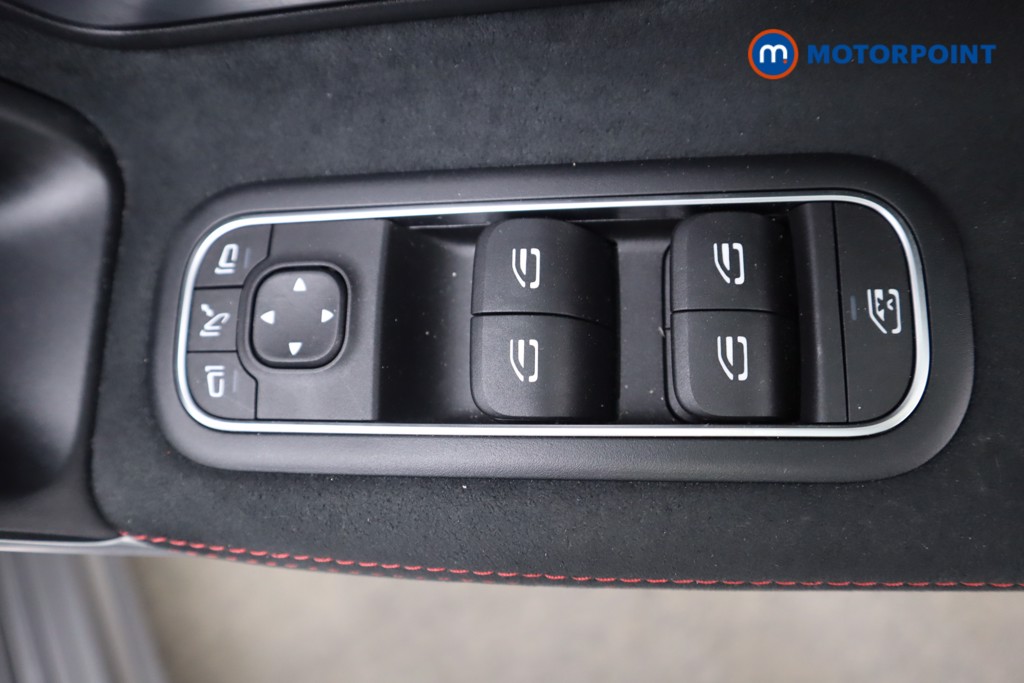 Mercedes-Benz A Class Amg Line Automatic Diesel Saloon - Stock Number (1554000) - 4th supplementary image