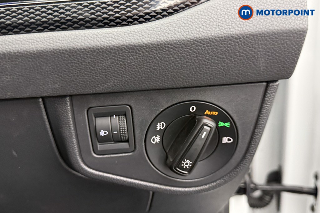 Volkswagen Taigo Life Manual Petrol SUV - Stock Number (1554095) - 16th supplementary image