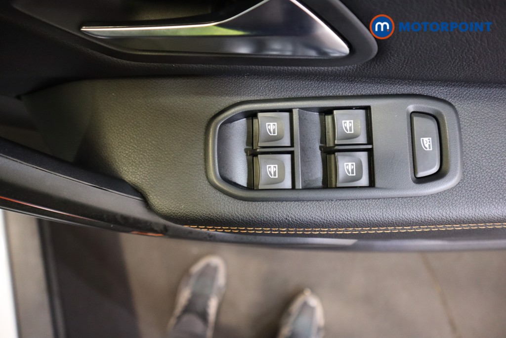 Dacia Duster Extreme Se Automatic Petrol SUV - Stock Number (1554187) - 12th supplementary image