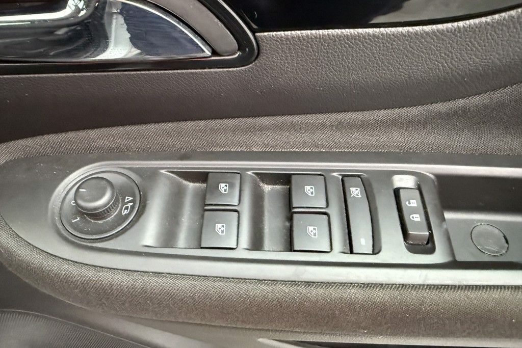 Vauxhall Mokka X Active Manual Petrol SUV - Stock Number (1554441) - 14th supplementary image